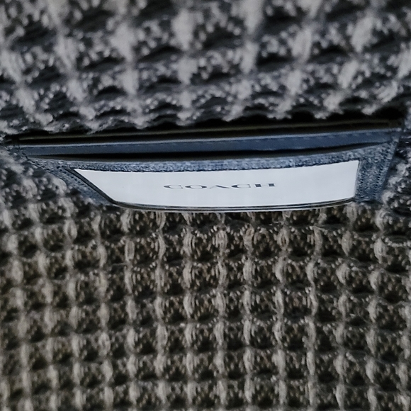 Coach slim card holder in Signature canvas with leather details And trim. - Picture 3 of 5